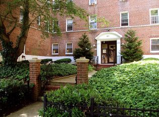 811 Bronx River Rd APT 4D, Bronxville, NY 10708