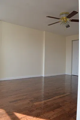 Rented by Realty Collective | media 5