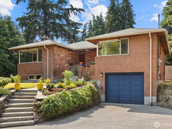 311 S 104th Street, Seattle, WA 98168