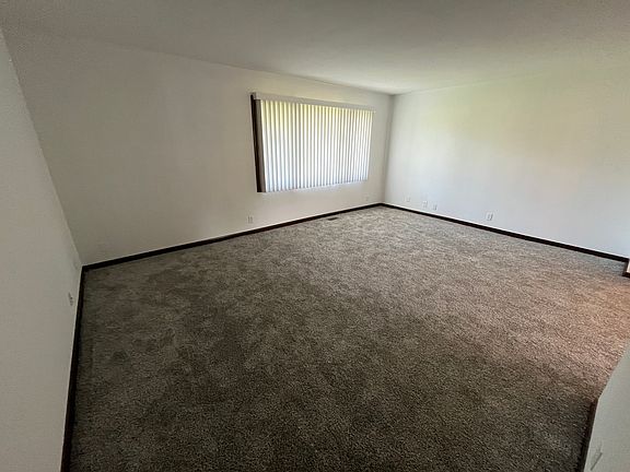 2nd image of 428 Butternut Dr #1