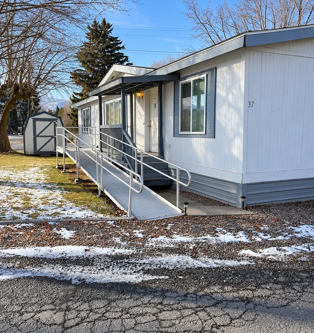 4022 South Avenue W, Unit 37 — Photo 1