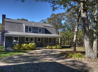 726 Franklin St, Tisbury, MA 02568