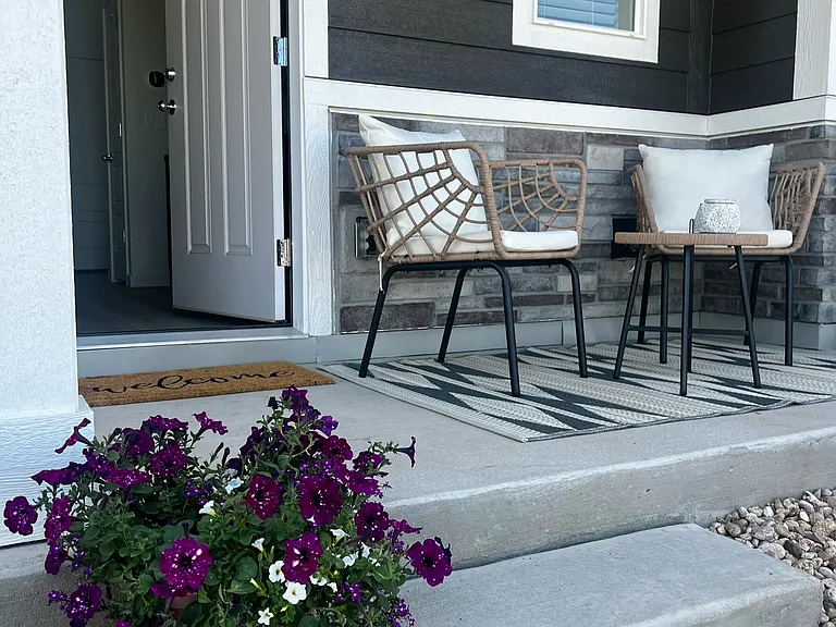 418 Mountain Bluebird Dr — Photo 3