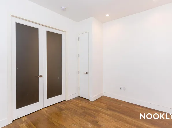 140 4th Avenue image 4 of 17