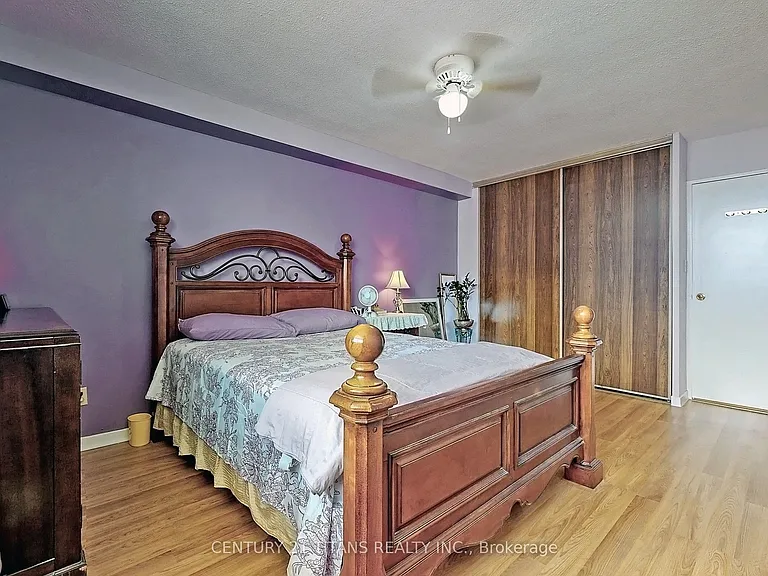 20 Gilder Dr #1208 — Photo 38
