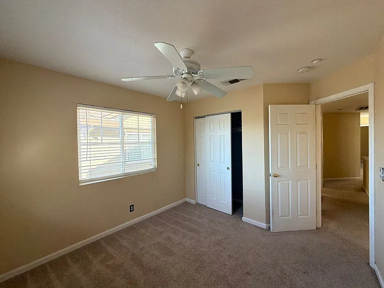 268 Woodfield Ln — Photo 16