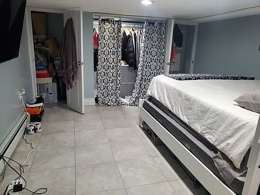 Rented by NYC HOMES 4LESS INC | media 1