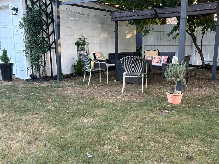 1434 Chelsea Ave — Photo 11