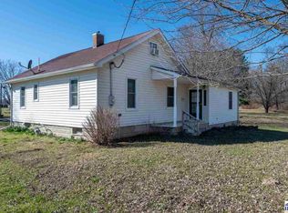 816 S East St, Farmersburg, IN 47850