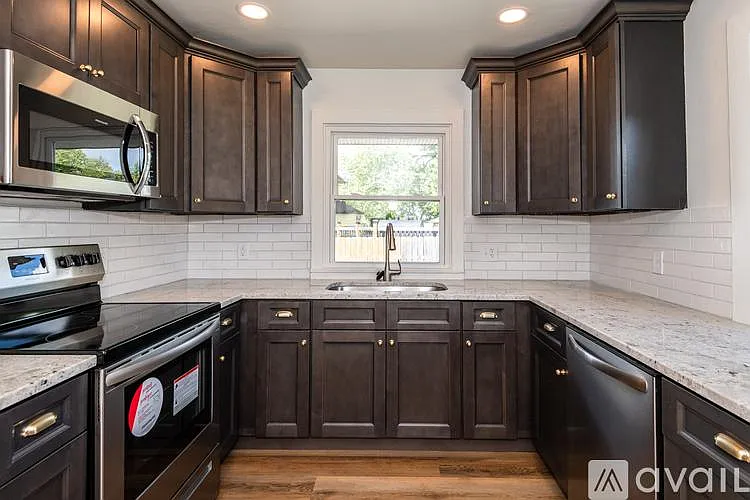 1015 Woodley Rd — Photo 14