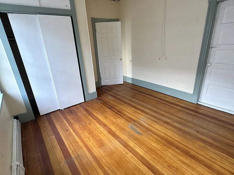 174 Gove St — Photo 7