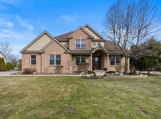 13640 Violet Meadows Blvd, Pickerington, OH 43147