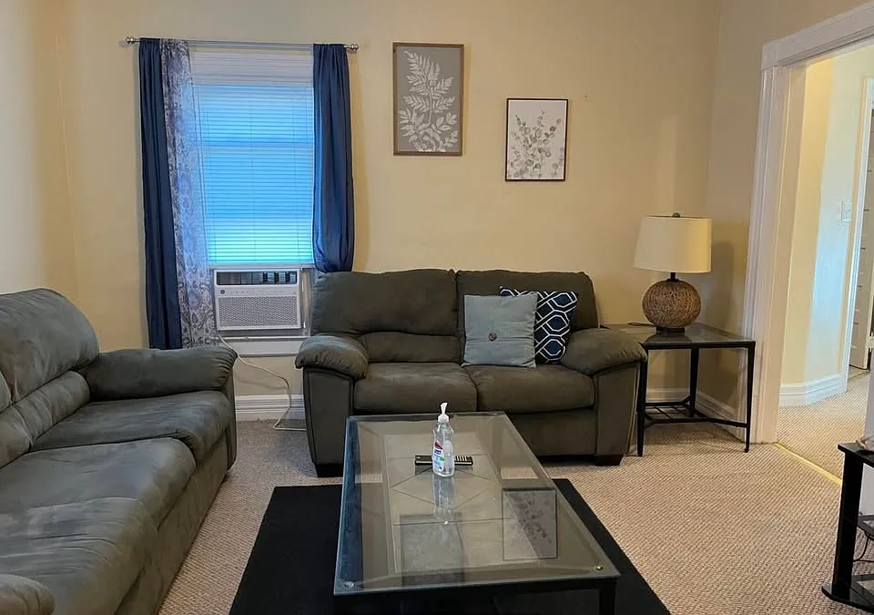 2 bed, 1413 sqft, $1,525 — Photo 2