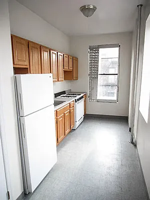 Rented by Bohemia Realty Group | media 18