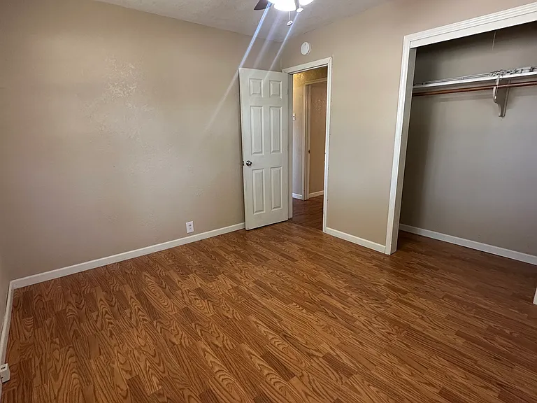 1610 S Saint Louis Ave #1 — Photo 19