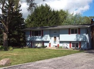 4320 Tabor Rd, Racine, WI 53402