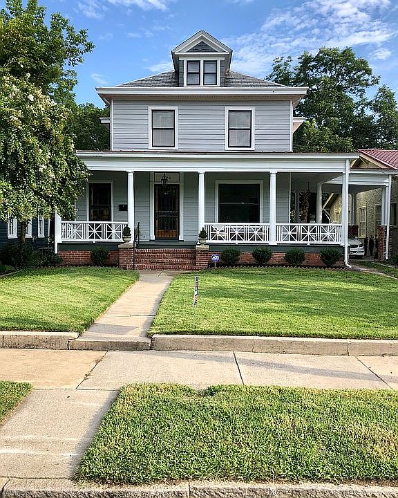 1st image of 120 E Fillmore St