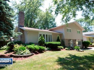 5721 Gainsborough Pl, Oak Forest, IL 60452