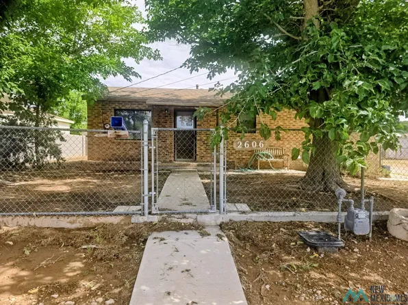 2606 Wyoming St, Carlsbad, NM 88220