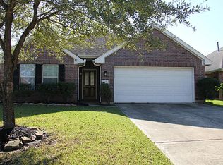 2635 Royal Place Ct, Houston, TX 77088
