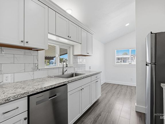 5th image of 8255 Blue Ridge Ln #6
