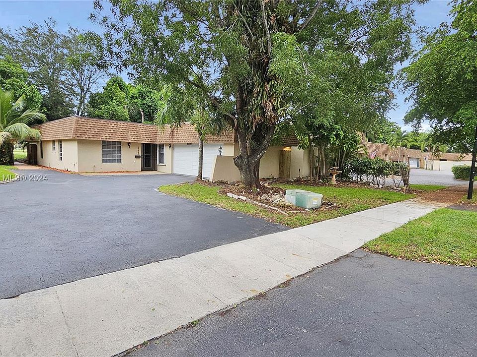 1st image of 18825 Oakland Hills Dr #18825