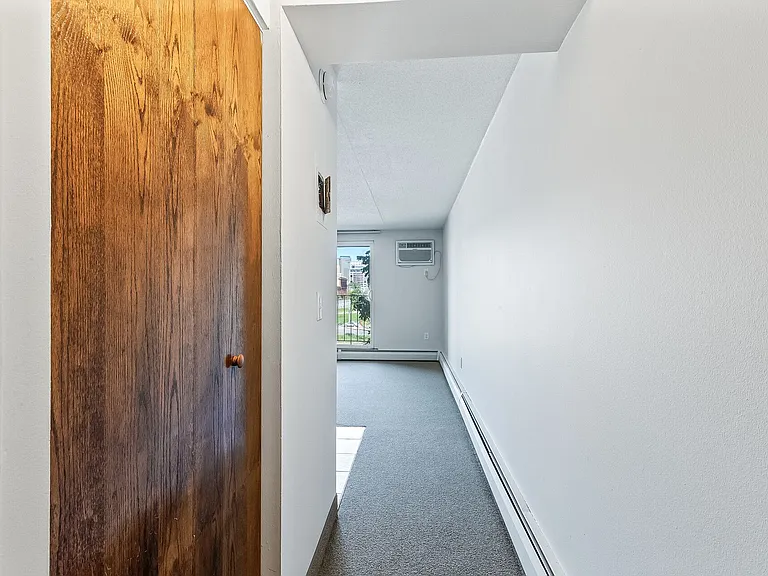1414 S 3rd St — Photo 16