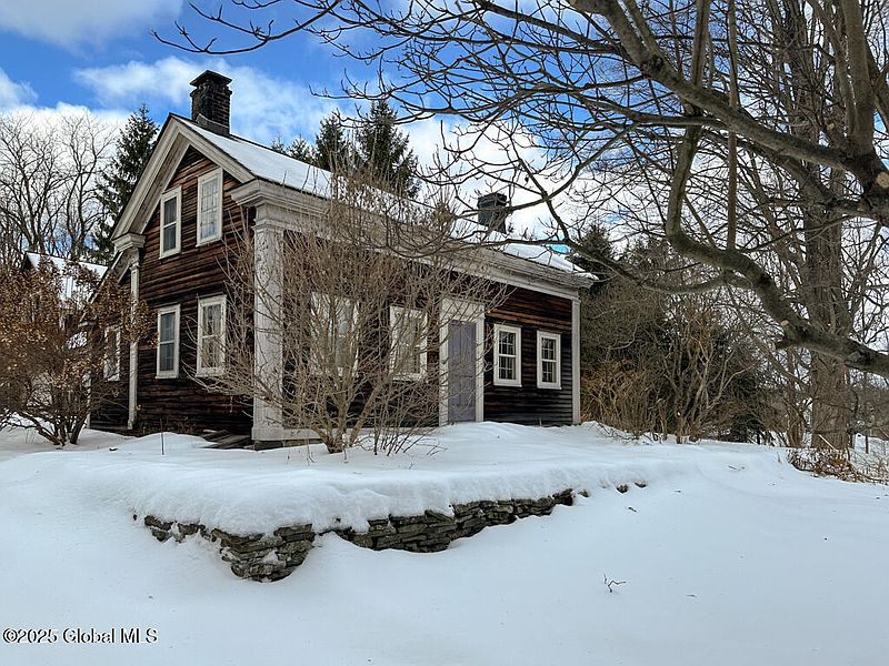 2nd image of 1849 Ridge Road