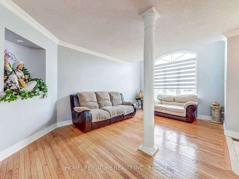 69 Heatherdale Dr #MAIN 2ND — Photo 6