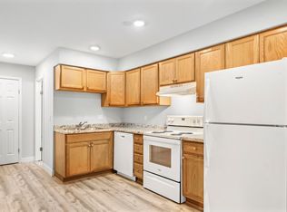 Ashford Arms, Madison, WI 53713