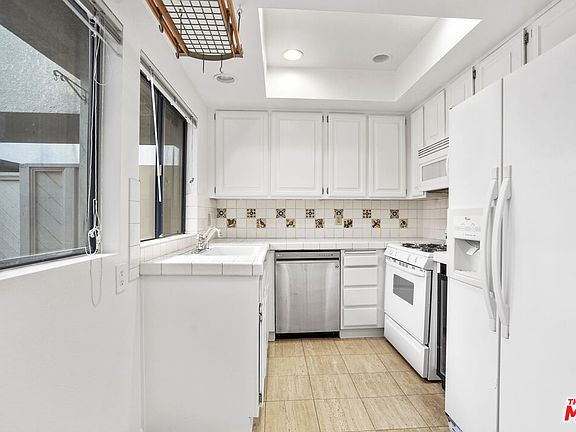 5th image of 11733 Montana Ave APT 214