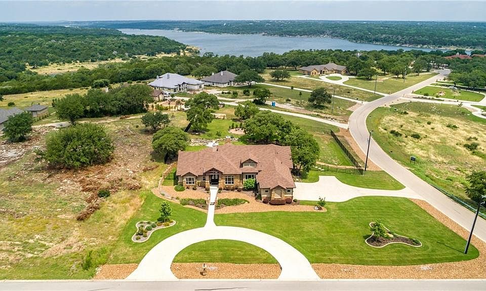 1st image of 100 Jim Bowie Dr