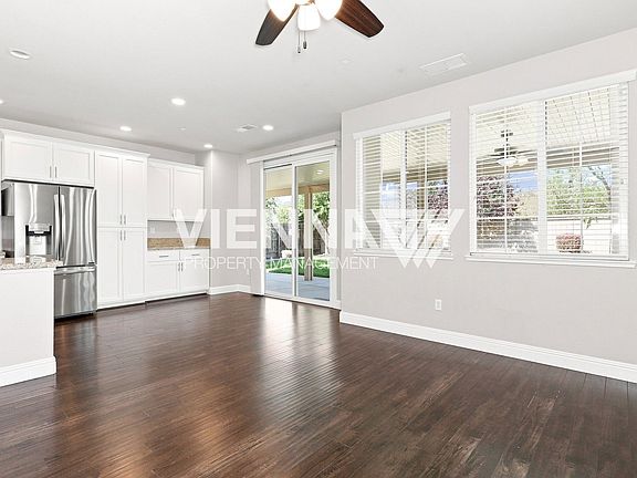 5th image of 2768 Poppintree Ln