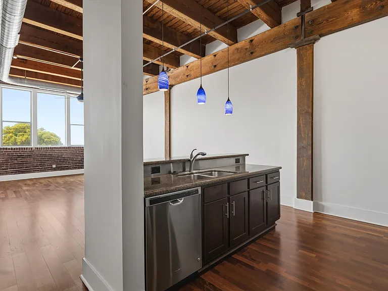 420 S Front St #407 — Photo 9