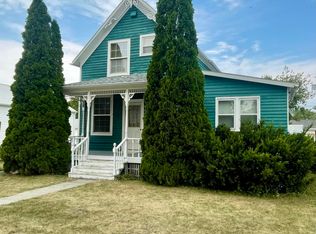 308 Grant Ave, Underwood, ND 58576