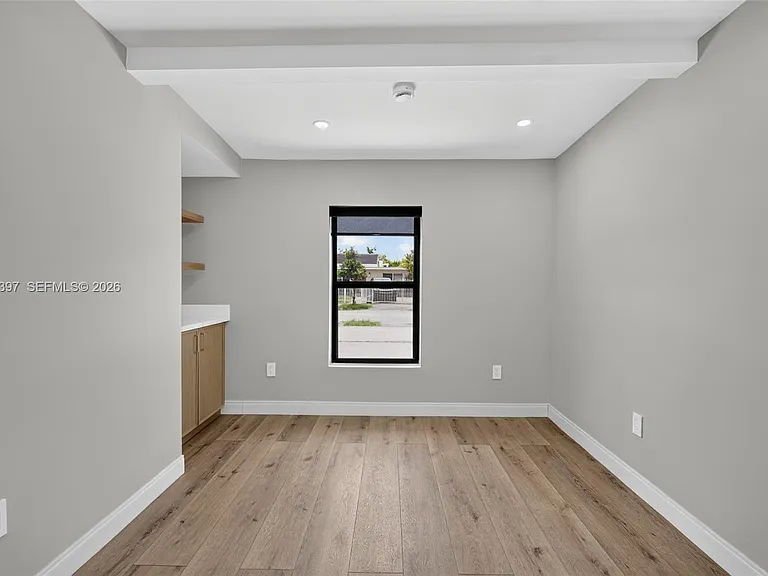 1011 NW 30th Ct #1 — Photo 12