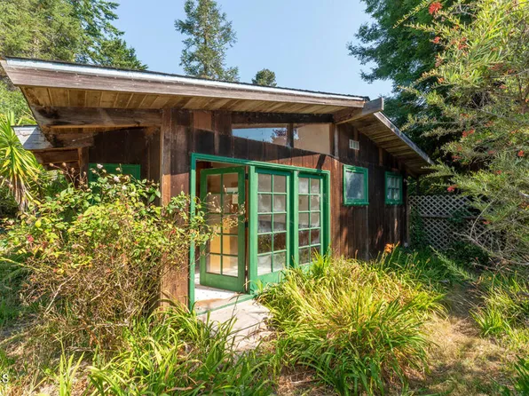 16630 Mitchell Creek Dr, Fort Bragg, CA 95437