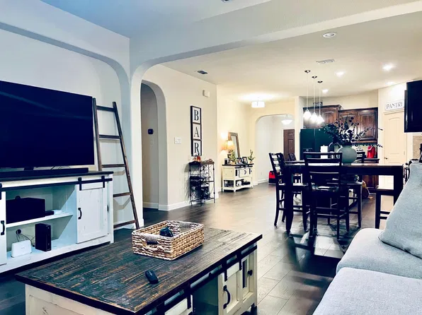 1801 Velarde Rd, Fort Worth, TX 76131