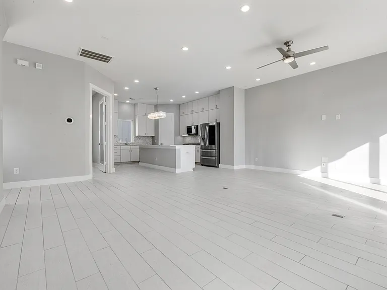 6106 Clarkson Ln #D — Photo 6