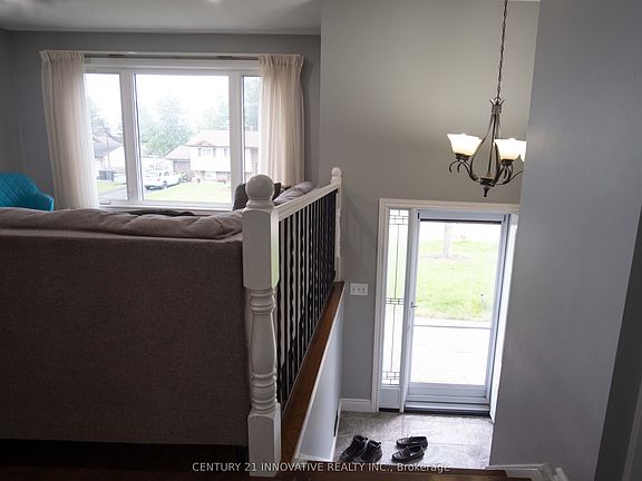 2nd image of 7 Pridham Cres
