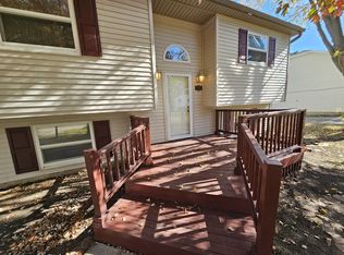 735 Russell Ave, Winthrop Harbor, IL