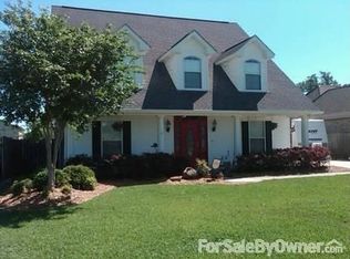 121 Panther Run Dr, Destrehan, LA 70047
