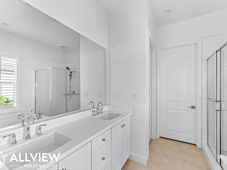 56 Quentin — Photo 15