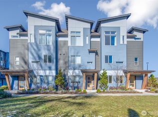 1912 Riva Ln NW, Issaquah, WA 98027