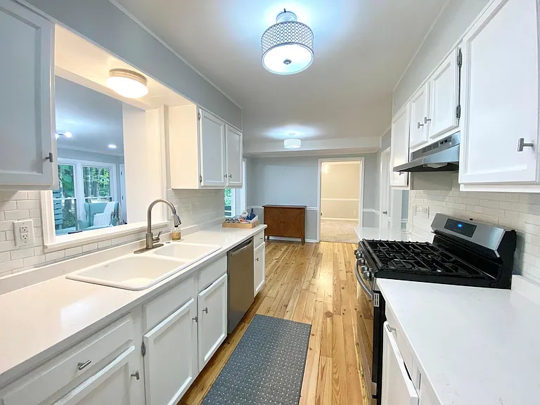 601 Spring Creek Way NE — Photo 10