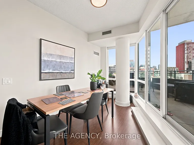 112 George St S #S1006 — Photo 7