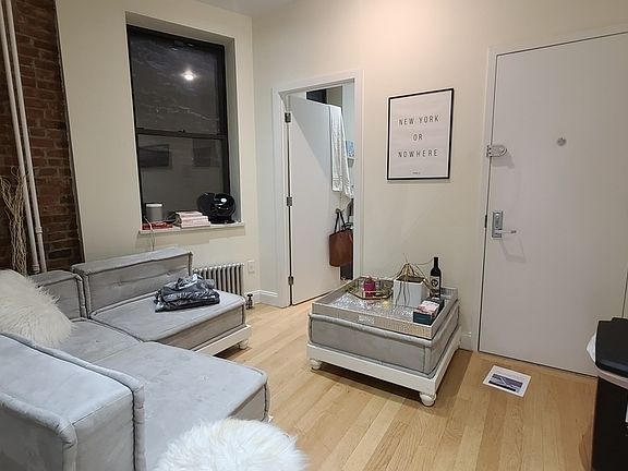 2nd image of 11 Stanton St #3AE
