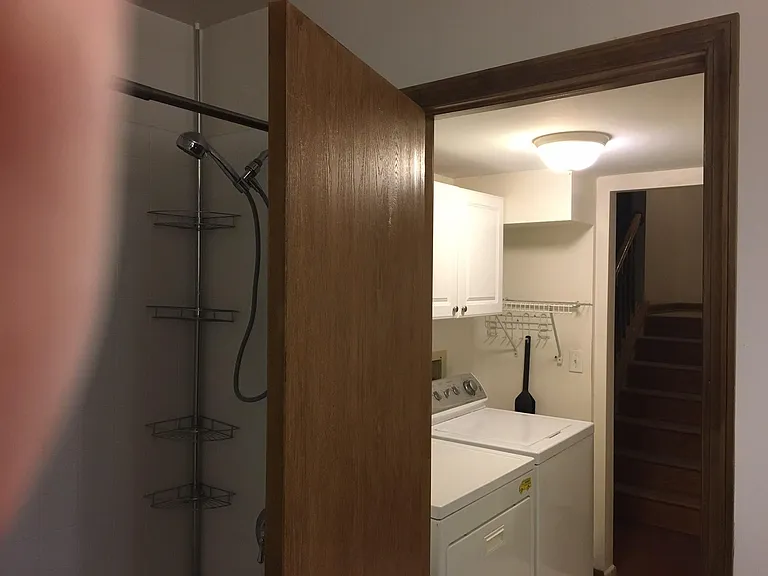 1542 Banbury Ave — Photo 24