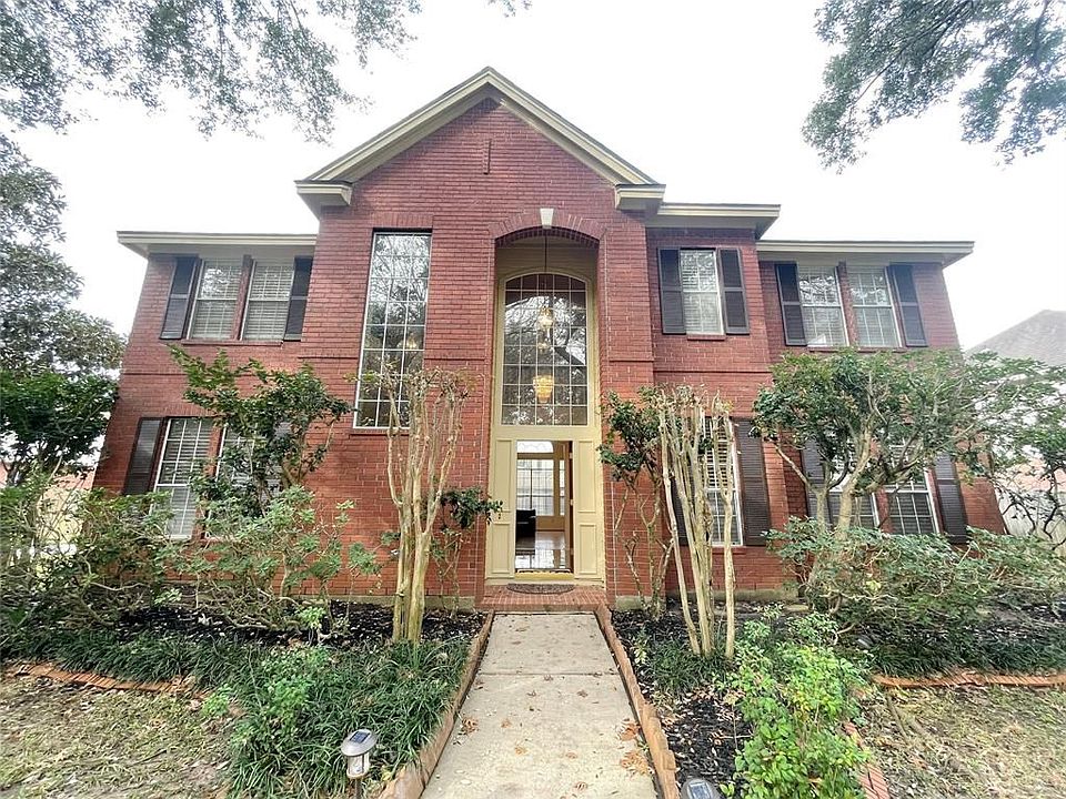 1st image of 5923 Pendelton Place Dr