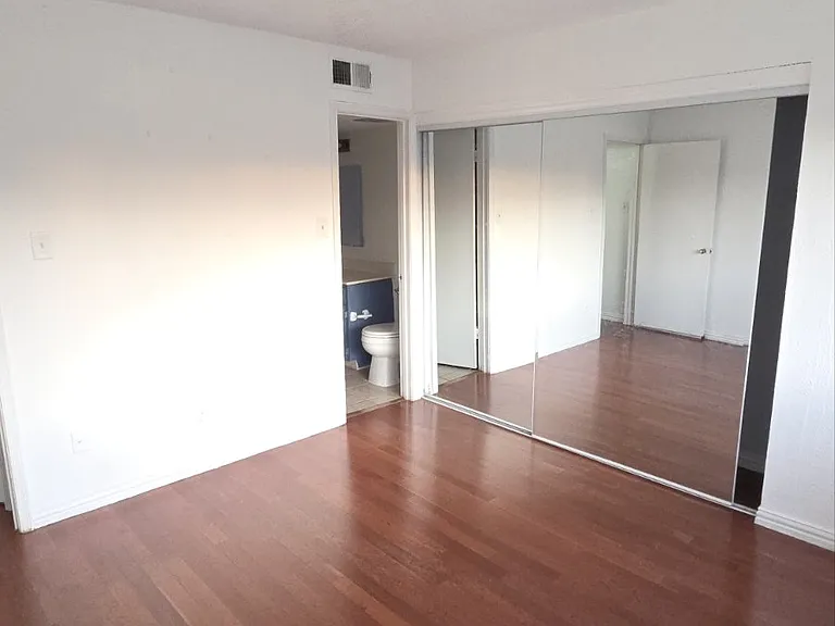 225 Trellis Pl — Photo 8